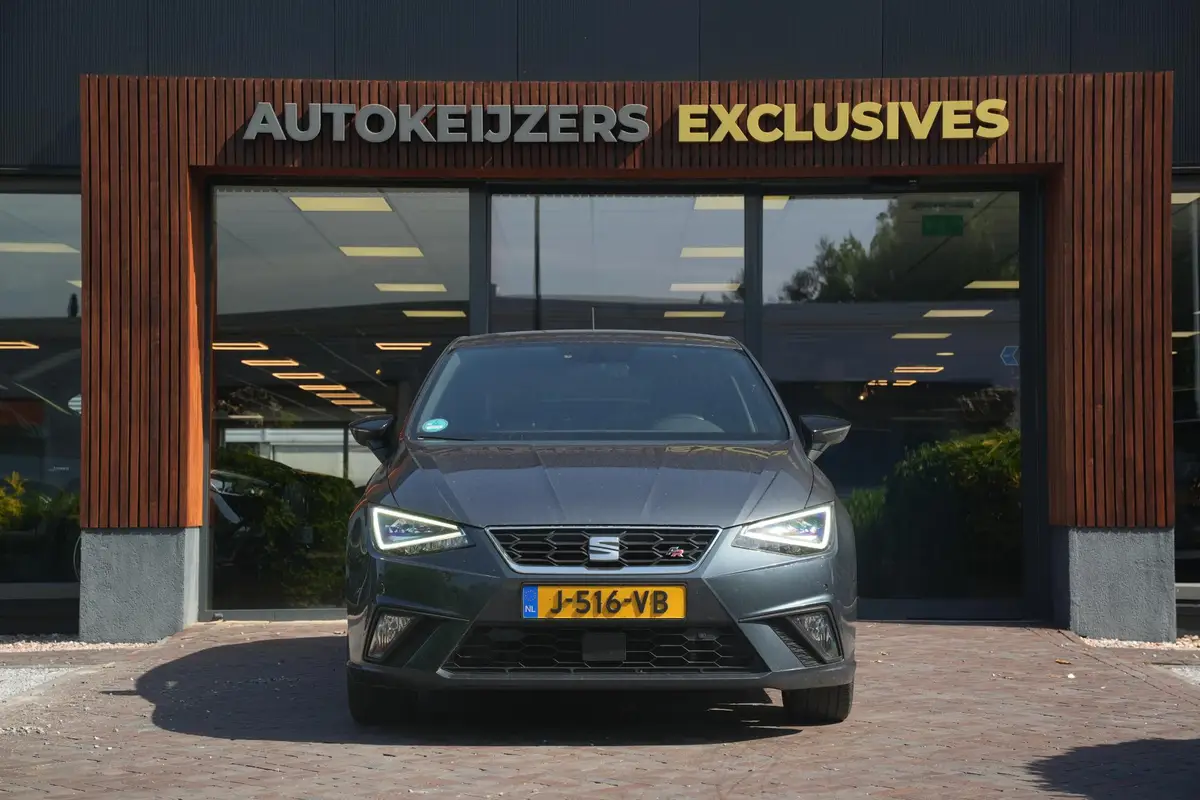 SEAT Ibiza 1.0 TSI FR Business Intense Plus: foto 2