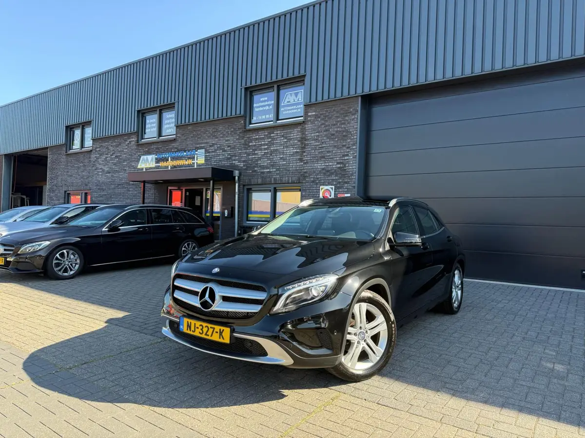 Mercedes-Benz GLA 200 Prestige: foto 2