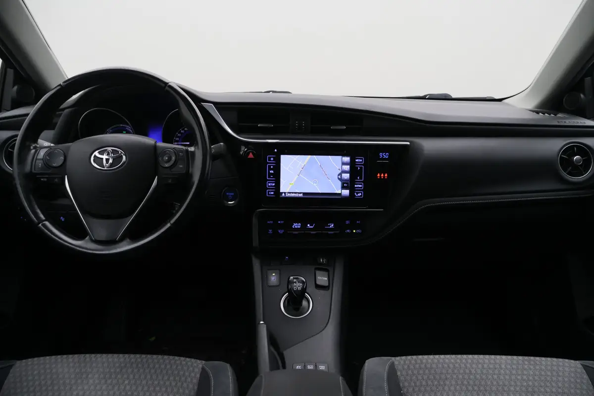 Toyota Auris Touring Sports 1.8 Hybrid Dynamic: foto 2
