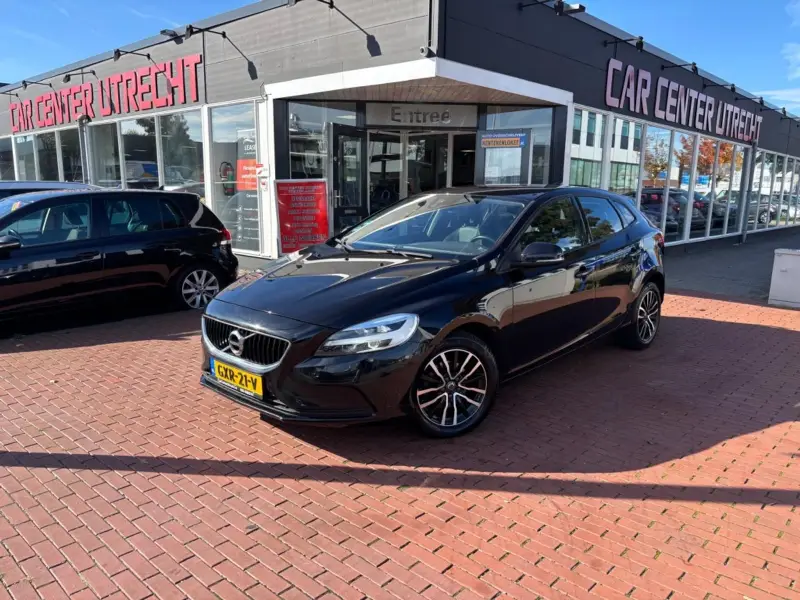 Volvo V40 2.0 D2 Inscription 6vers airco navi 167dkm 2019 leasen bij DreamLease: foto 1