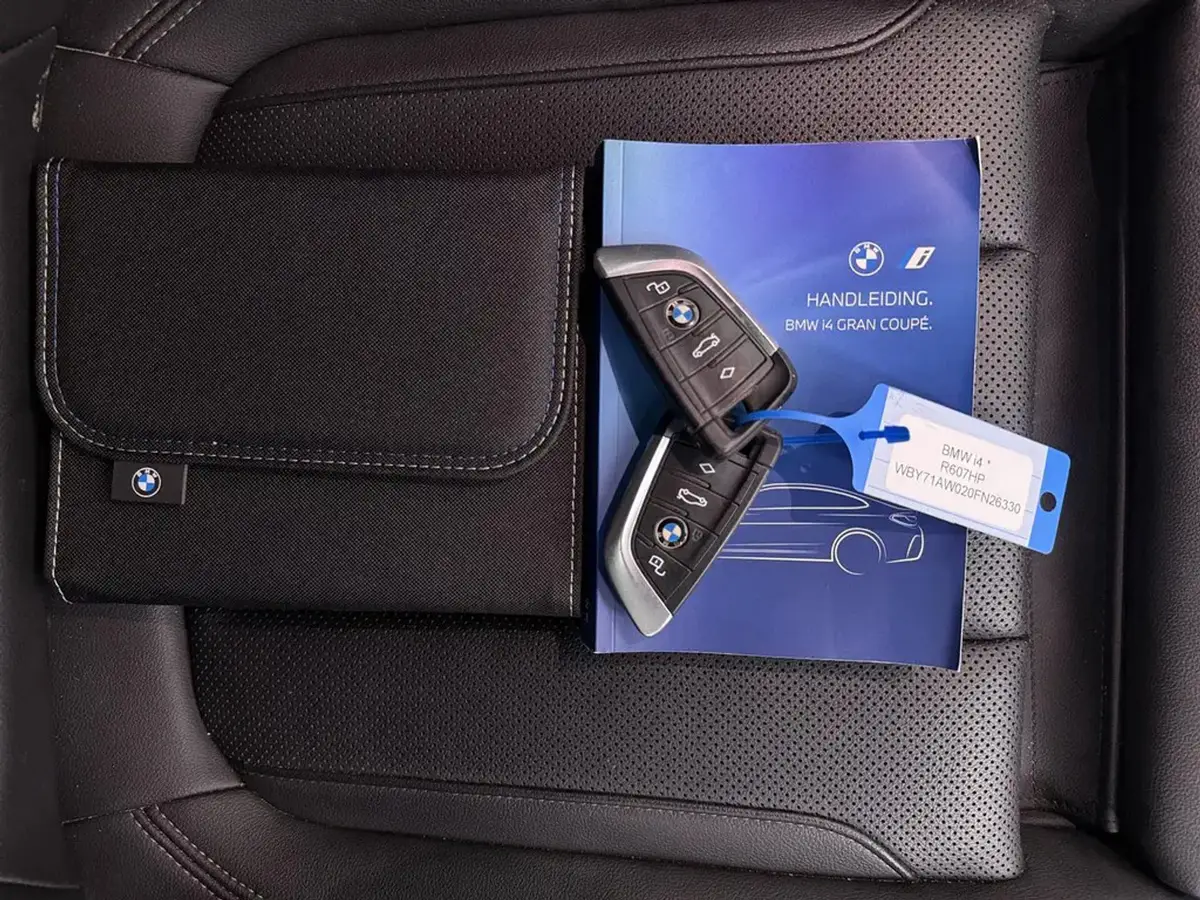 BMW i4 eDrive40 84 kWh SOH 93%: foto 11