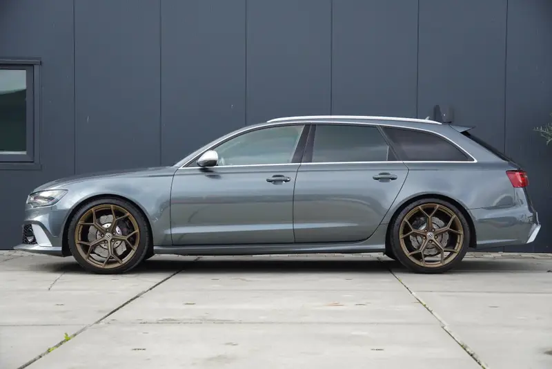Audi A6 Avant RS6|2014|4.0 TFSI V8|560PK|quattro|Pro Line Plus|Pano|HUD|Keramisch|B&O|Memory|21"|RS-Zetels|Sportdiff|Carbon|360Cam 2014 leasen bij DreamLease: foto 2