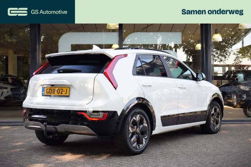 Kia Niro EV DynamicPlusLine 64.8 kWh |SCHUIFDAK|TREKHAAK|CAM 2024 leasen bij DreamLease: foto 2