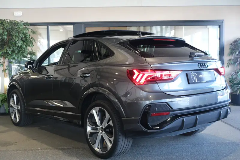 Audi Q3 Sportback 45 TFSI e 2x S-line 245PK Pano Volleder Matrix Led 360Cam Memory ACC Keyless Navi 2023 leasen bij DreamLease: foto 2