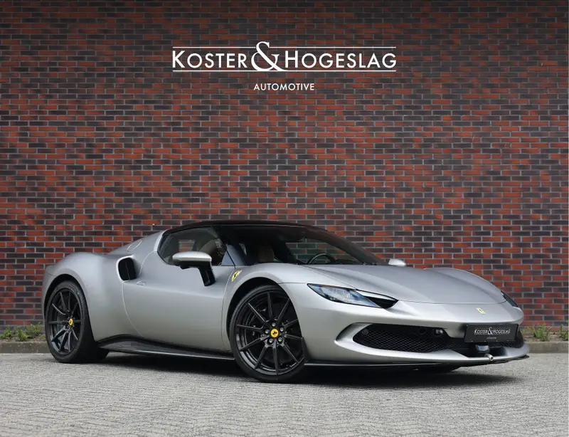 Ferrari 296 GTB 3.0 V6 2023 leasen bij DreamLease: foto 1