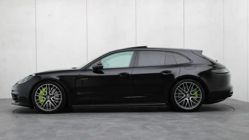 Porsche Panamera Sport Turismo 4.0 Turbo S E-Hybrid 2021 leasen bij DreamLease: foto 2