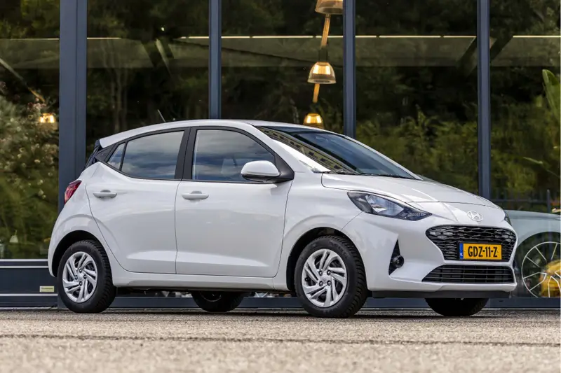 Hyundai i10 1.0 Comfort 2024 leasen bij DreamLease: foto 1