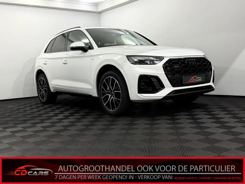 Audi Q5 55 TFSI e quattro Competition S-line 2021 leasen bij DreamLease: foto 1