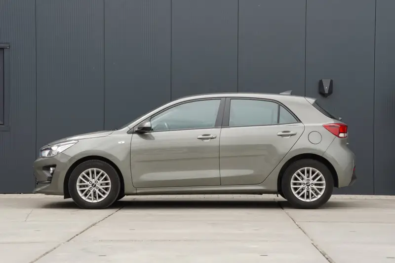 Kia Rio 1.0 T-GDi MHEV DynamicLine 2022 Airco Navi Carplay Clima Cruise control Camera Stuurbediening 2022 leasen bij DreamLease: foto 2