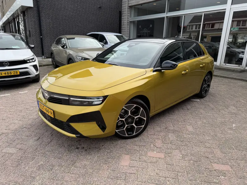 Opel Astra 1.6 Turbo Plug In Hybrid Ultimate 2026 leasen bij DreamLease: foto 2
