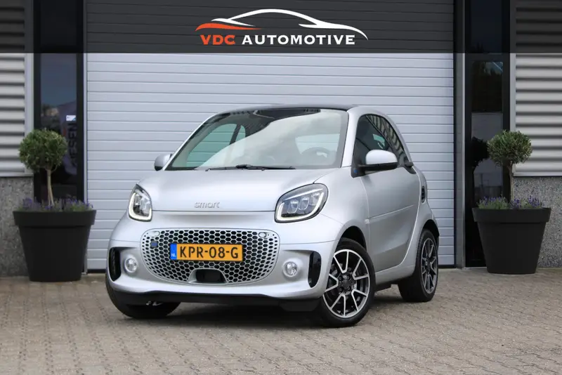 smart Fortwo EQ BRABUS Mattrunner 2021 leasen bij DreamLease: foto 1