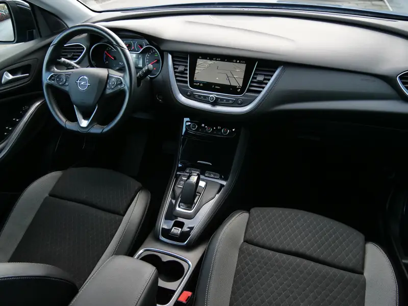Opel Grandland X 1.6 Turbo Hybrid4 Ultimate 300 Pk Automaat 2021 leasen bij DreamLease: foto 2