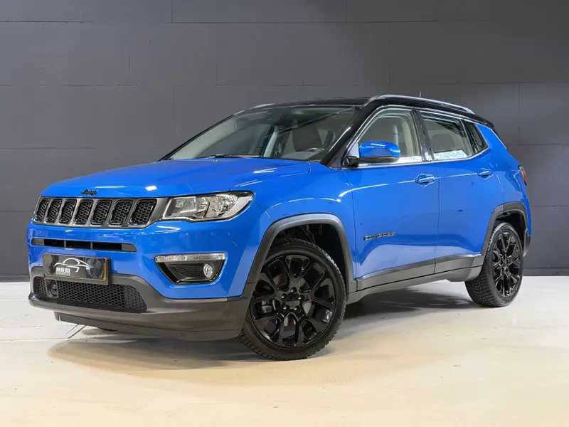 Jeep Compass 1.3T Night Eagle Liberty Edition | Camera | Carplay | Trekhaak 2021 leasen bij DreamLease: foto 1