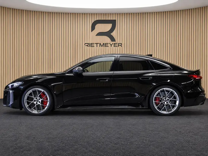 Audi RS5 A5 Limousine e-hybrid quattro 2026 leasen bij DreamLease: foto 2