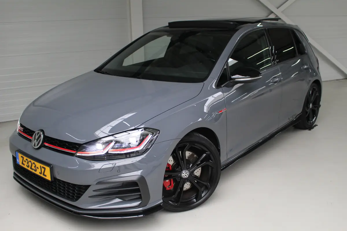 Volkswagen Golf 2.0 TSI GTI TCR: foto 2