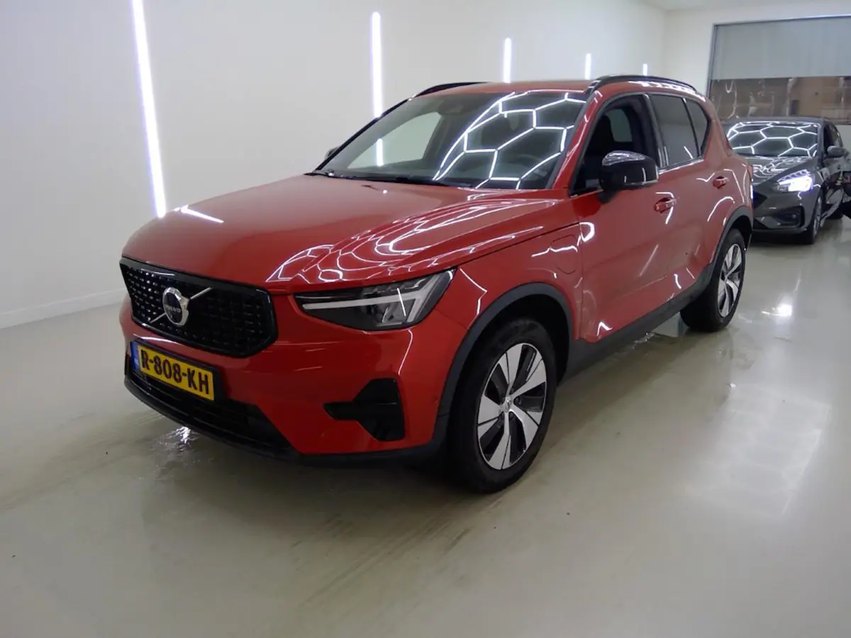 Volvo XC40 1.5 T4 Plug-in Hybrid Plus Dark Automaat: foto 2