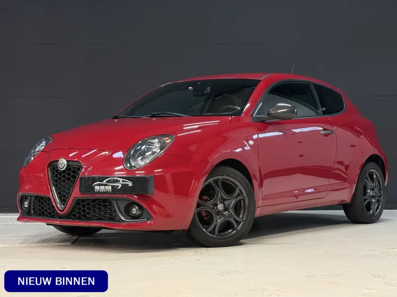 Alfa Romeo MiTo 0.9 TwinAir ECO | Origineel NL | Navigatie | Bluetooth | DAB | Parkeersensoren 2018 leasen bij DreamLease: foto 1
