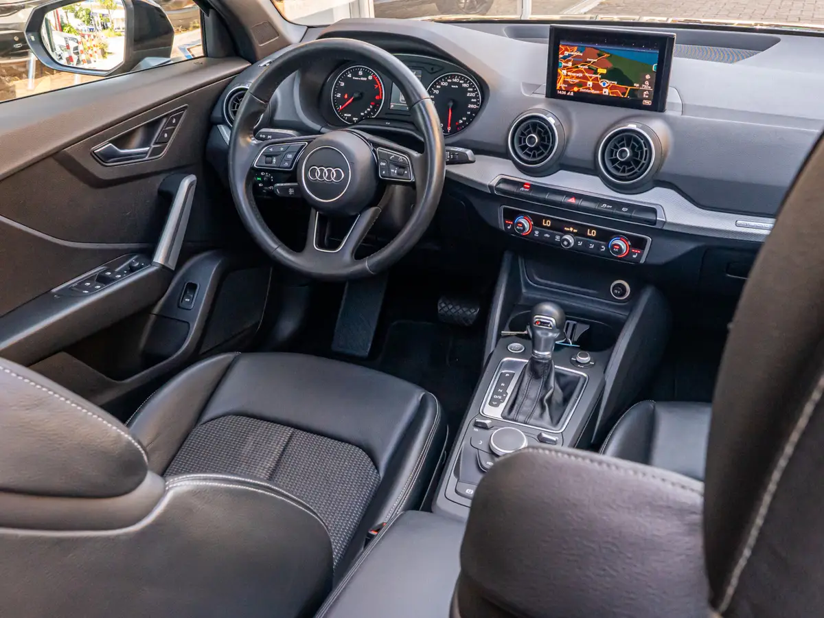 Audi Q2 40 TFSI quattro Design Pro Line Plus: foto 2