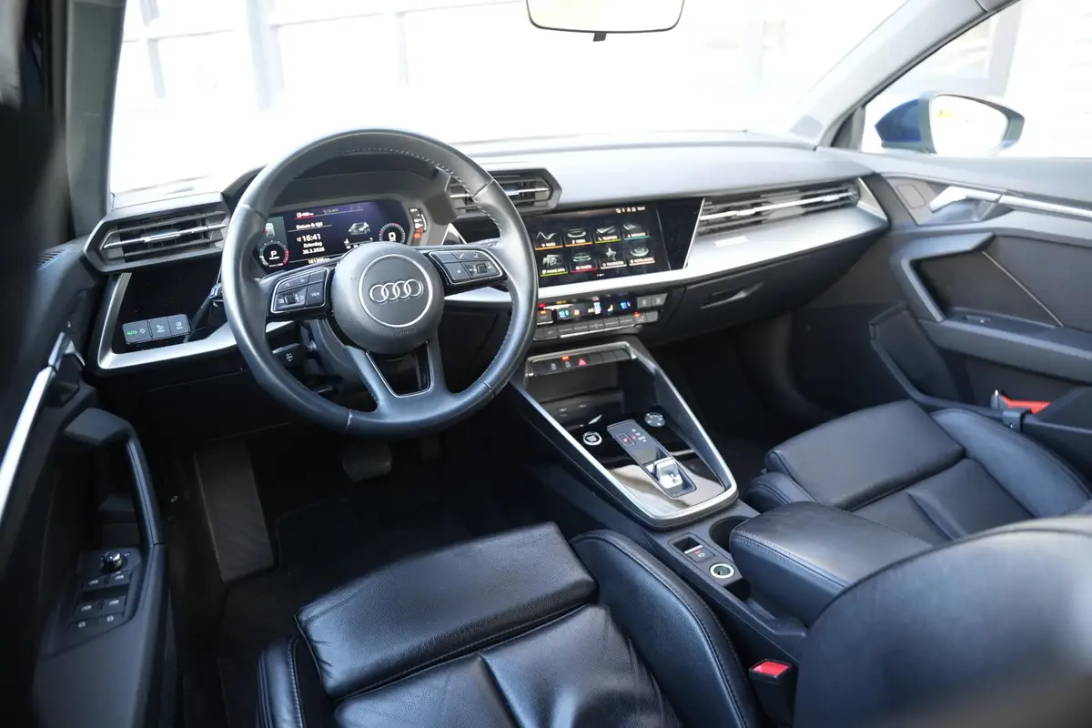 Audi A3 Sportback 35 TFSI Business edition: foto 2