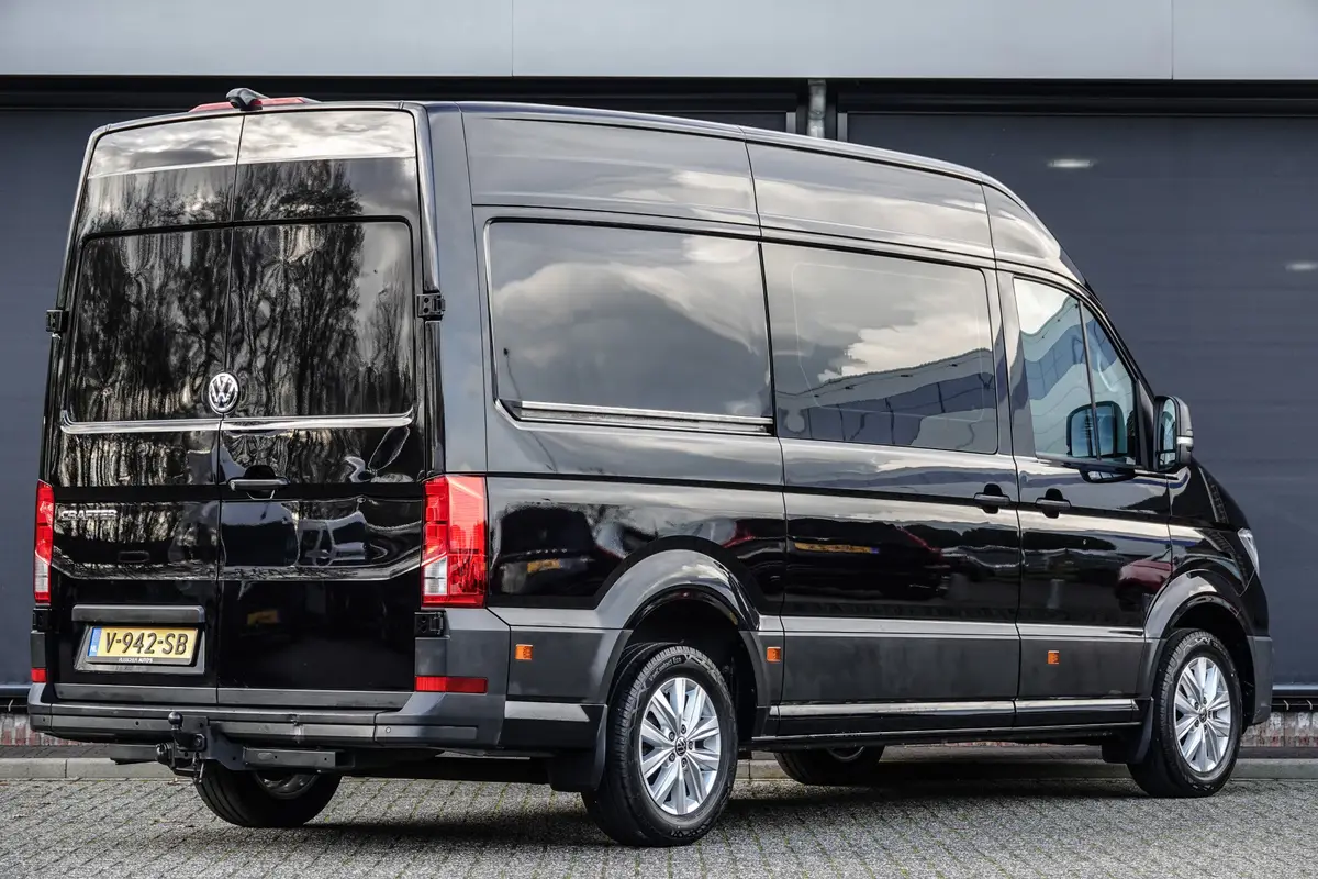 Volkswagen Crafter L3H2 | 2.0Tdi 140Pk Aut. | 35 | Dubbele Cabine | 6-Persoons | Trekhaak | 17'' | Deepblack: foto 2
