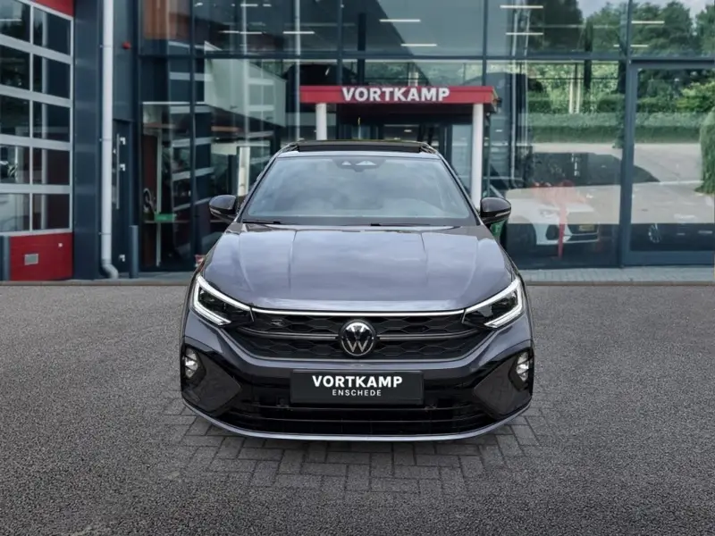 Volkswagen Taigo 1.5 TSI DSG R-LINE BLACK STYLE AFN.TREKHAAK/CAMERA/ACC/IQ/STOELVERW 2026 leasen bij DreamLease: foto 2
