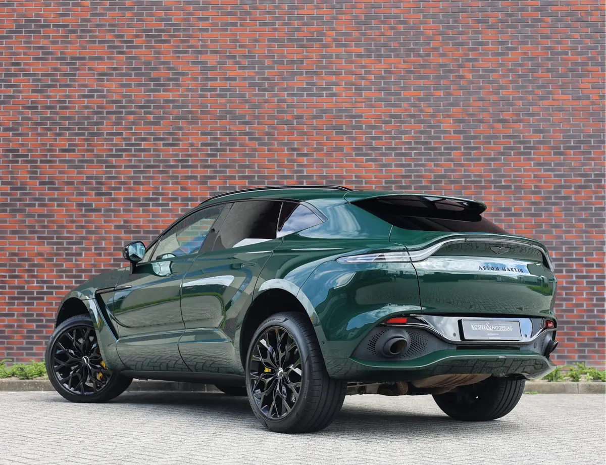 Aston Martin DBX 4.0 V8: foto 2