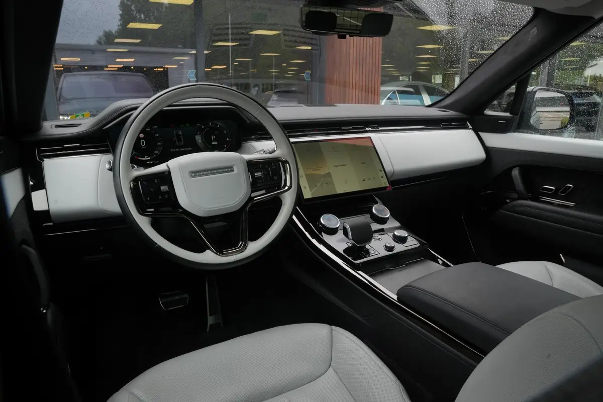 Land Rover Range Rover Sport 3.0 P510e First Edition: foto 2