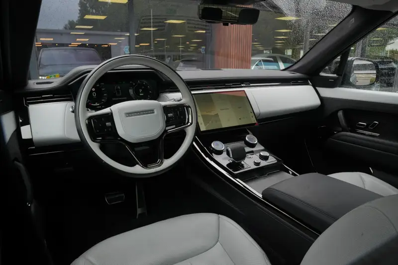 Land Rover Range Rover Sport 3.0 P510e First Edition 2023 leasen bij DreamLease: foto 2