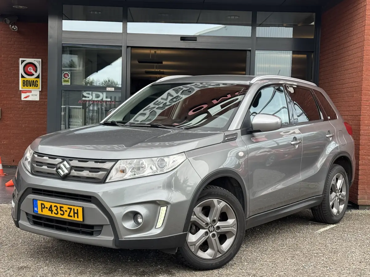 Suzuki Vitara 1.6 Exclusive // TREKHAAK // NAVI // CLIMA // CRUISE // CAMERA // STOEL VERWARMING // APPLE CARPLAY-ANDROID AUTO //: foto 2
