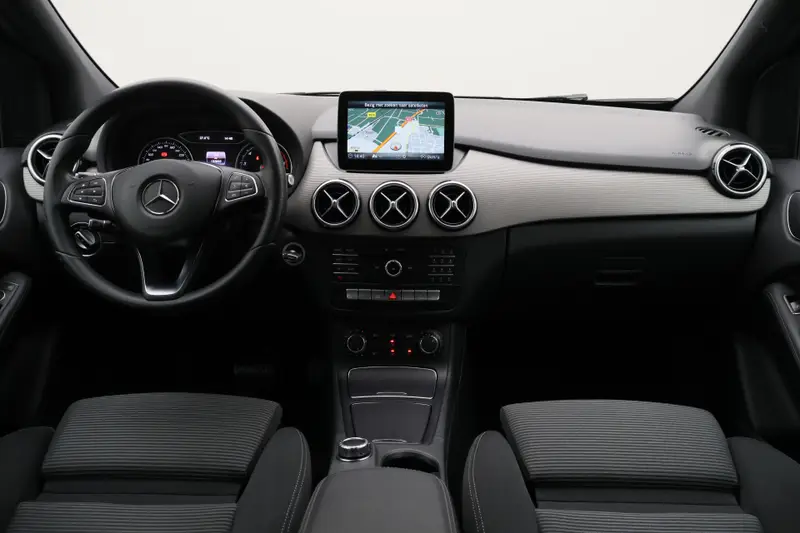 Mercedes-Benz B-Klasse 180 Business Solution 2017 leasen bij DreamLease: foto 2