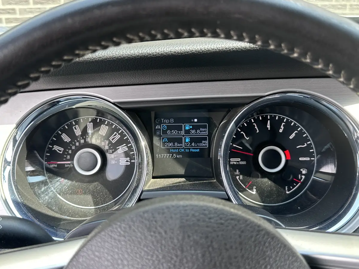 Ford Mustang USA 3.7 V6: foto 46