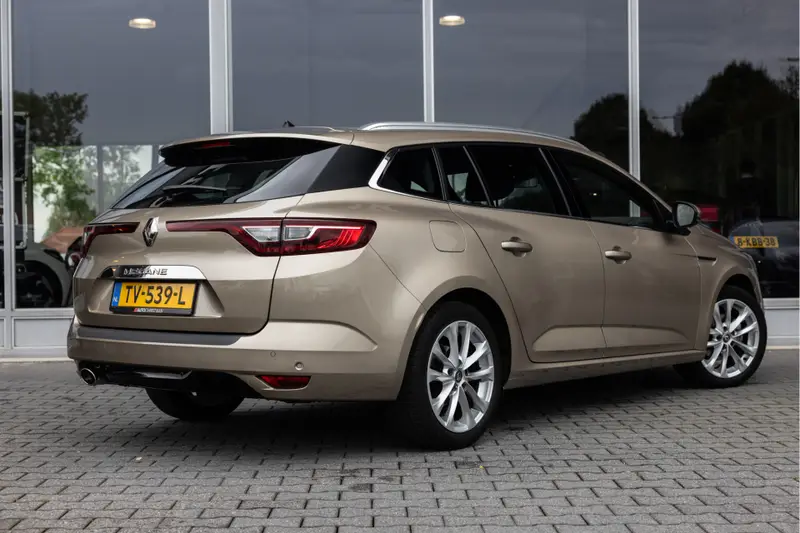 Renault Mégane Estate 1.2 TCe Bose 2018 leasen bij DreamLease: foto 2