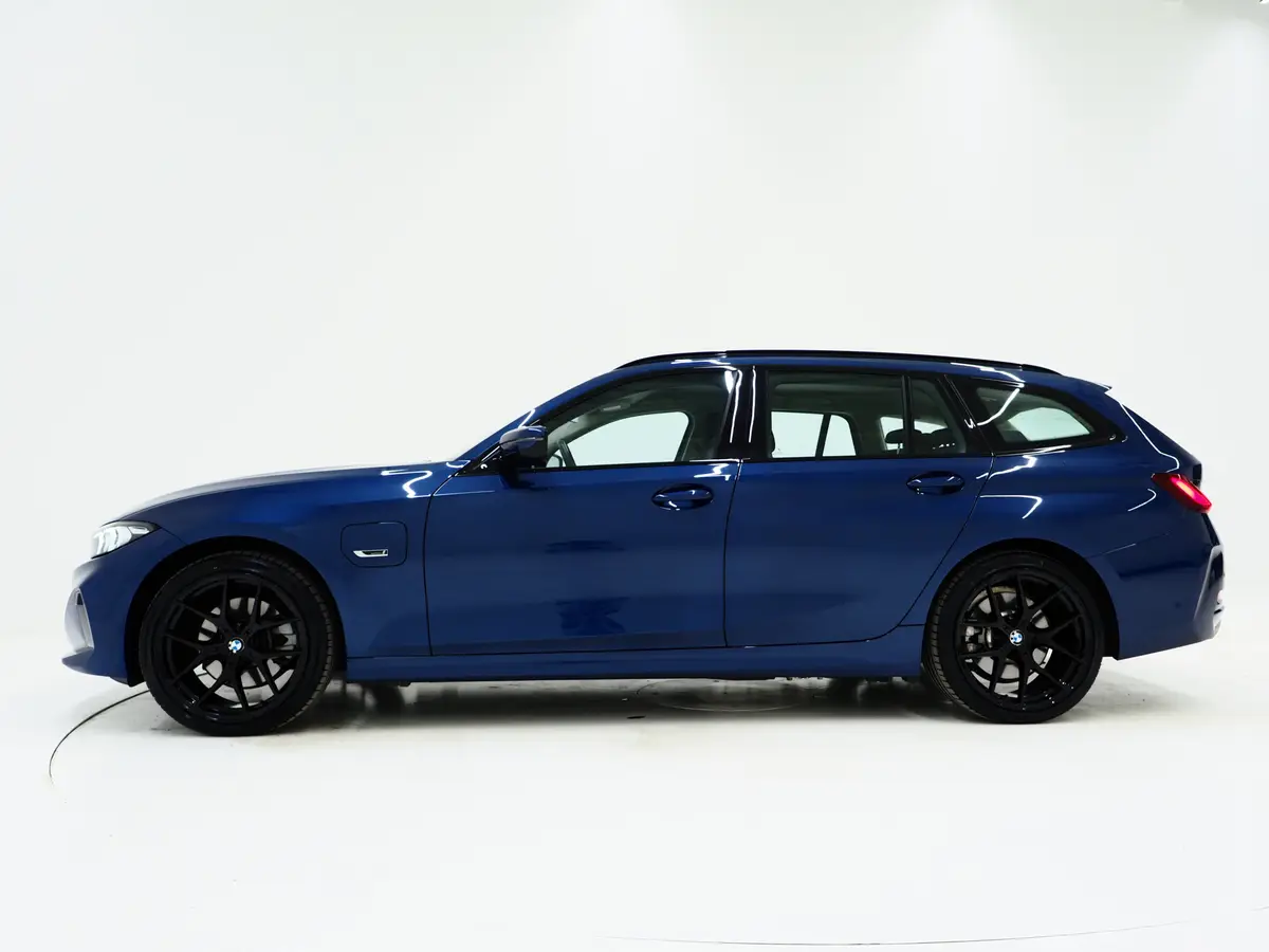 BMW 3 Serie Touring 320e xDrive LCI NIEUW MODEL!: foto 2