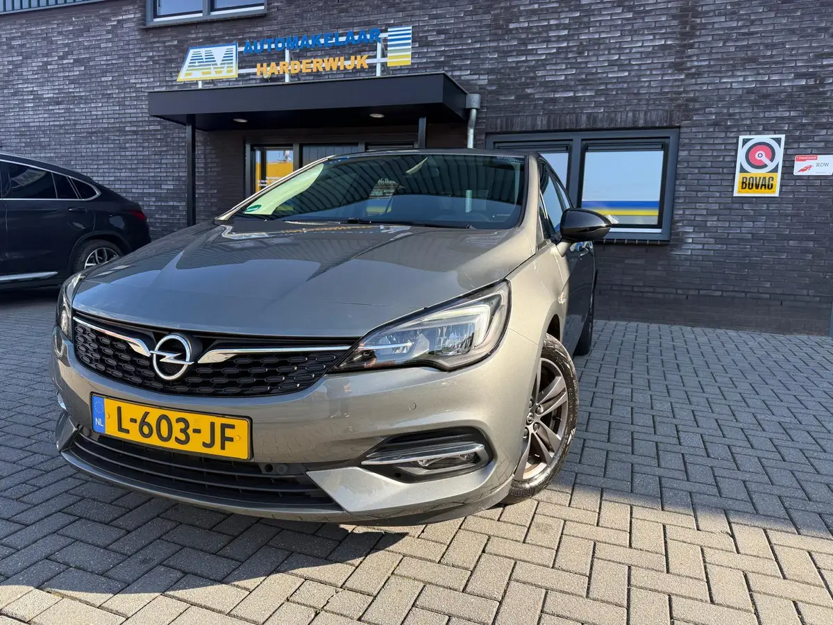 Opel Astra 1.2 Edition: foto 2