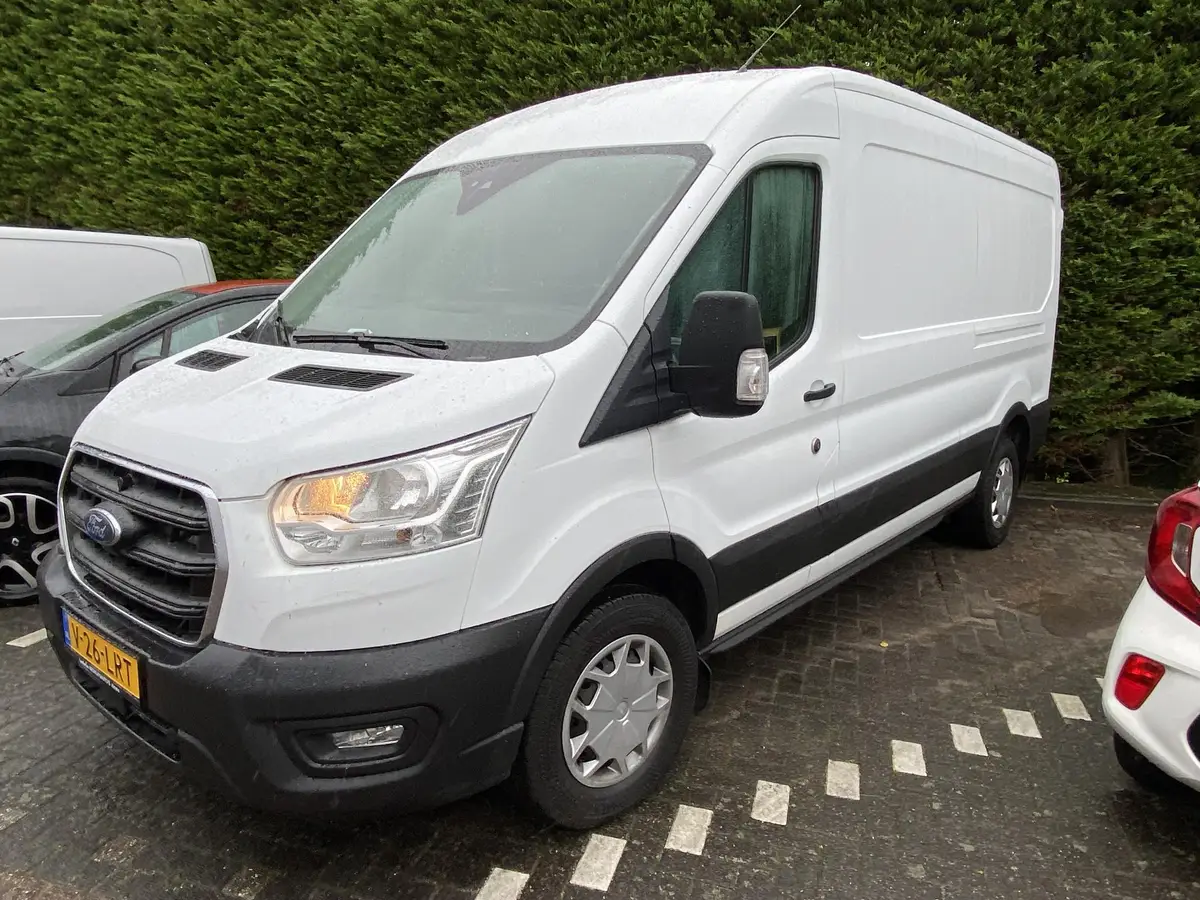 Ford Transit 330 2.0 TDCI L3H2 Trend: foto 2