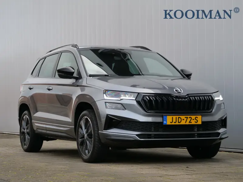 Škoda Karoq 1.5 TSI ACT Sportline Business 150 Pk Automaat 2025 leasen bij DreamLease: foto 1