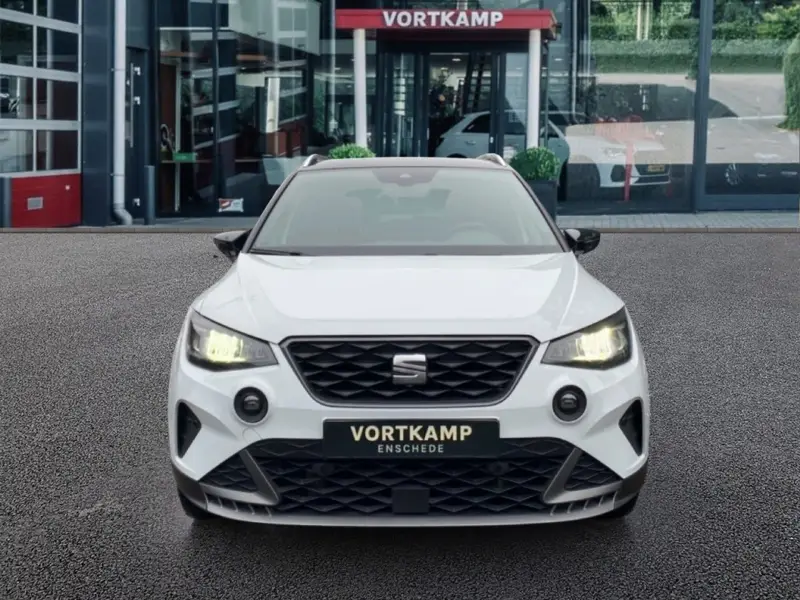 SEAT Arona 1.0 TSI DSG FR TREKHAAK/CAMERA/ACC/STOELVERW 2022 leasen bij DreamLease: foto 2