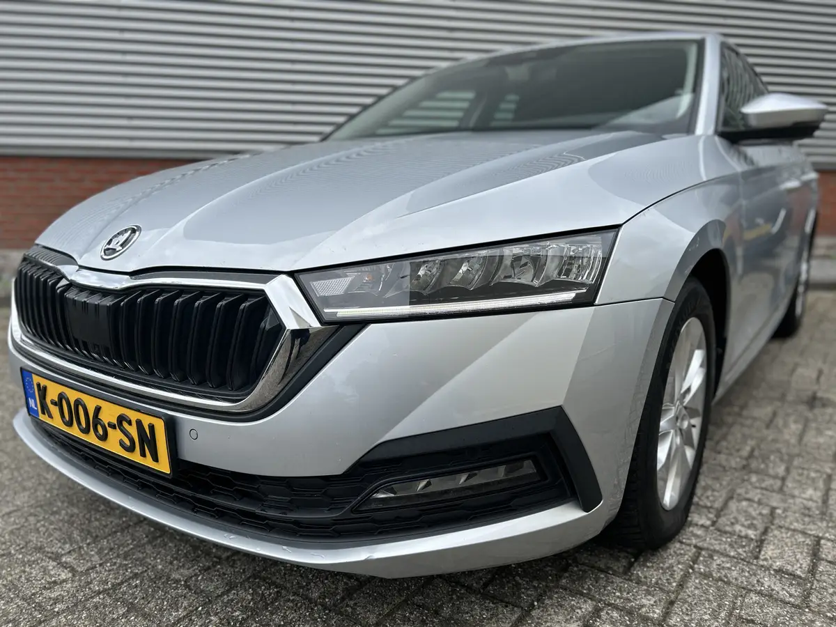 Škoda Octavia 1.0 TSI Business Edition: foto 2
