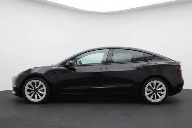 Tesla Model 3 Standard Range Plus RWD 60 kWh AMD Ryzen SOH 94% l Pano l Full Self Driving 3 2022 leasen bij DreamLease: foto 2