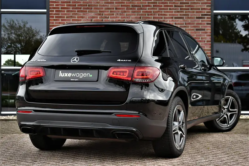 Mercedes-Benz GLC 300e 4M AMG 2022 leasen bij DreamLease: foto 2