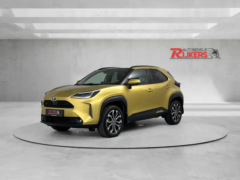 Toyota Yaris Cross 1.5 Hybrid Dynamic Panoramadak,Trekhaak,PDC V+A,Camera,Apple Carplay,Stoelverwarming 2023 leasen bij DreamLease: foto 1