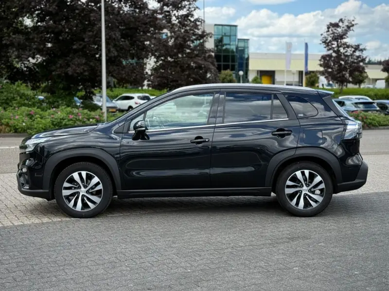 Suzuki S-Cross 1.4 STYLE BOOSTERJET PANORAMA 360 CAMERA HALF-LEER TREKHAAK 1500KG 2022 leasen bij DreamLease: foto 2