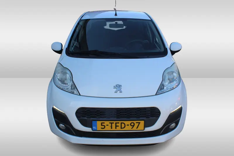 Peugeot 107 1.0 Active 2014 leasen bij DreamLease: foto 2
