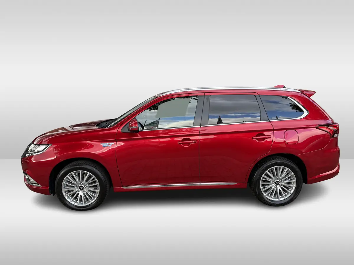 Mitsubishi Outlander 2.4 PHEV Instyle: foto 2