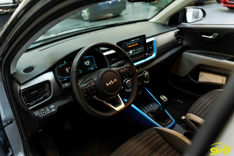 Kia Stonic 1.0 T-GDi MHEV DynamicPlusLine 2025 leasen bij DreamLease: foto 2