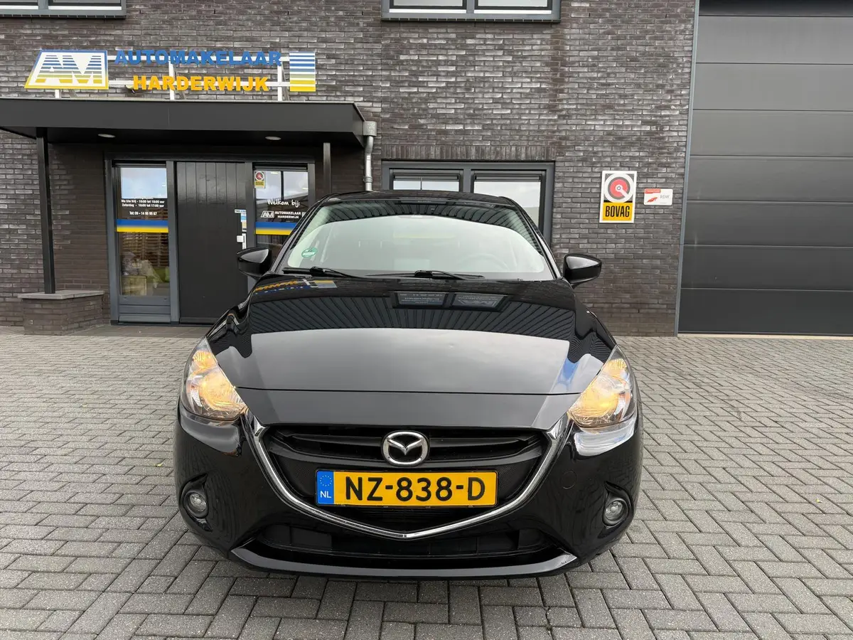 Mazda 2 1.5 Skyactiv-G GT-M Line: foto 2