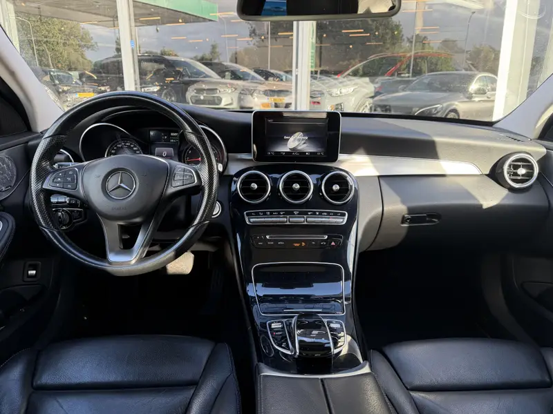 Mercedes-Benz C-Klasse 350 e Lease Edition 2015 leasen bij DreamLease: foto 2