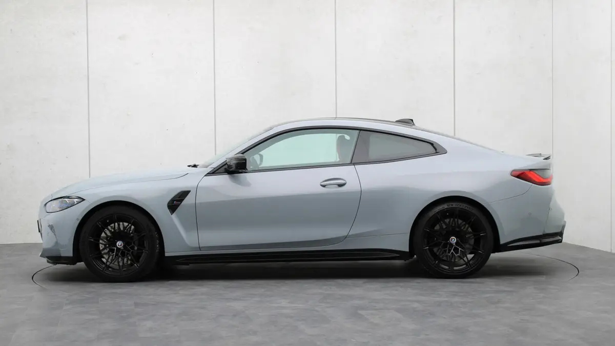 BMW M4 Coupé xDrive Competition: foto 2