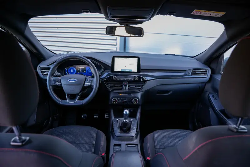 Ford Kuga 1.5 EcoBoost ST line 2021 leasen bij DreamLease: foto 2