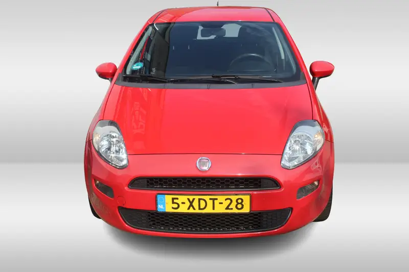 Fiat Punto Evo 0.9 TwinAir Street 2014 leasen bij DreamLease: foto 2